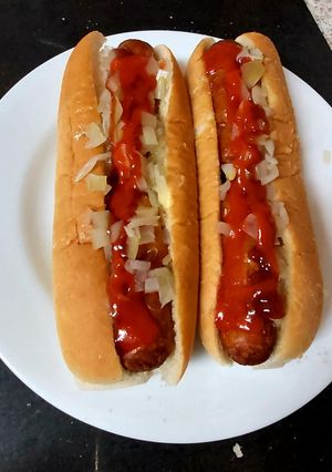 A picture of My Spicy Hot Dogs 😘.