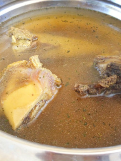 A picture of Beef Broth.