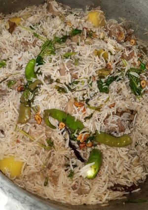 A picture of Beef pulaao.