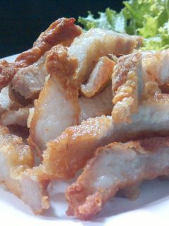 รูปของ หมูสามชั้นทอดน้ำปลา