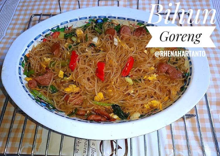 Resep Bihun Goreng Solaria Ala Saya, Simple ? yang Lezat Sekali Resep Bihun Goreng Solaria Ala Saya, Simple ? yang Lezat Sekali