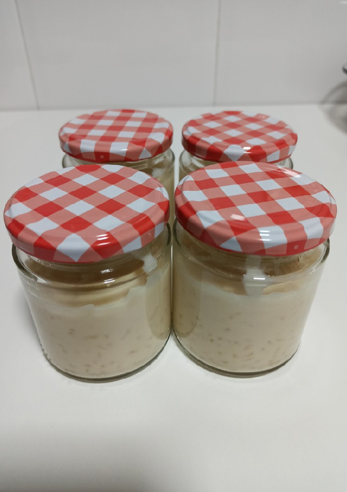 Una foto de Arroz con leche en olla de cocción lenta