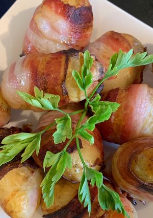 Baconbe tekert krumpli recept fotója