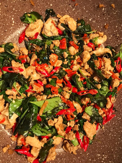 Foto resep Ayam khas thailand / Thai Chicken Basil (Pad Kra Pao)