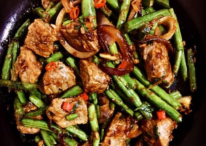 Beef with French beans