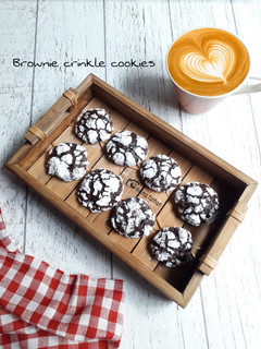 Foto resep Brownie crinkle cookies