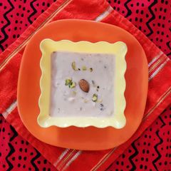 A picture of Rice kheer.