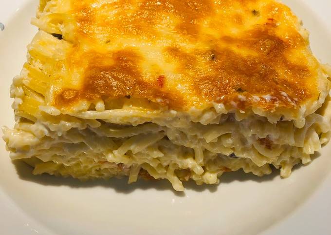 Creamy Baked Spaghetti ๐
