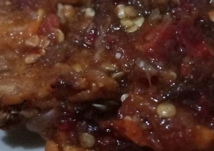 Cara Gampang mengolah Tempe sambal penyet extra pedas, Enak