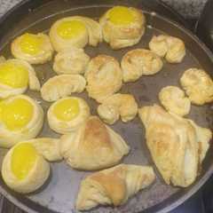 Foto principal de Masa de hojaldre con levadura para bizcochos, volavent, pasteles