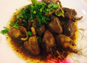 Hình của món Tim gà kho tiêu.