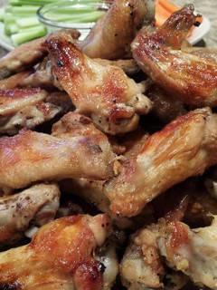 A picture of Oven Roasted Chicken Wings.