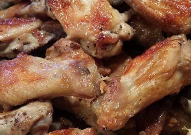 Oven Roasted Chicken Wings Recipe by Tiffany Rezende - Cookpad