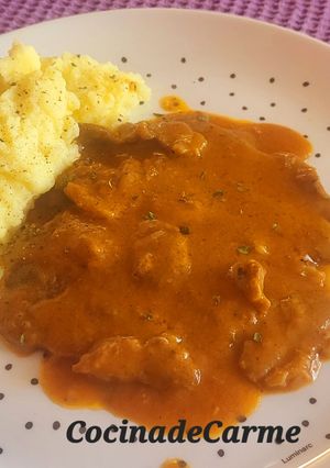 Foto principal de Fricandó de ternera con puré de patatas