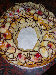 Una foto de Rosca de Pascua Rellena