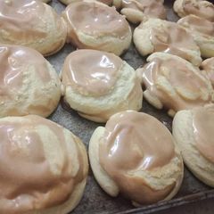 A picture of Short bread cookies.