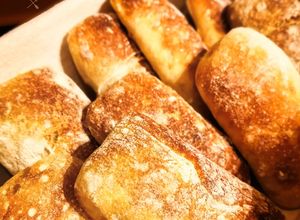 Una foto de Ciabattas con poolish