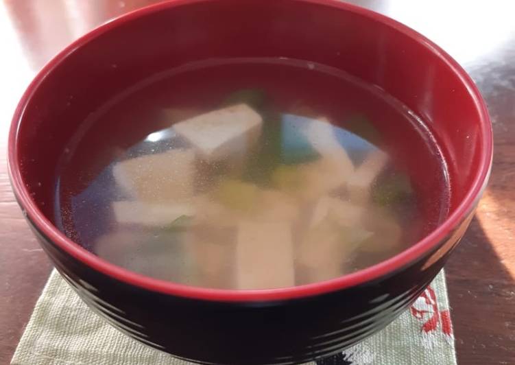 Bagaimana Menyiapkan Miso soup simple, Lezat Sekali