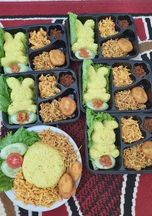 Foto resep Nasi kuning rice cooker