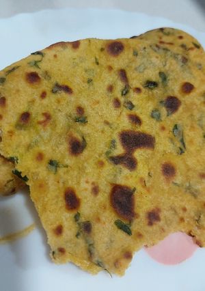 মেথি পরোটা (Methi paratha recipe in Bengali) রেসিপির প্রধান ছবি