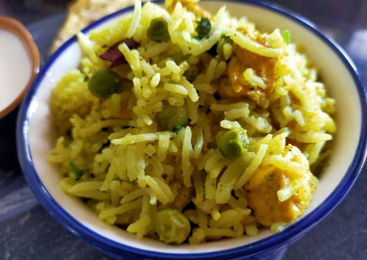 Paneer & Peas Biriyani