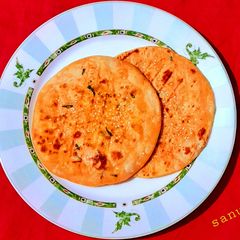 A picture of Grilled Paneer Kulcha.
