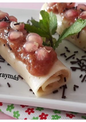 Una foto de Rollitos dulces de queso con nueces