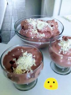 Una foto de Postre crema de chocolate