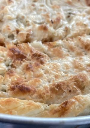 صورة لوصفة فطيرة الدجاج بالكريمة 🥧