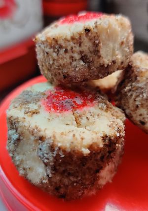 A picture of Coconut nan khatai.