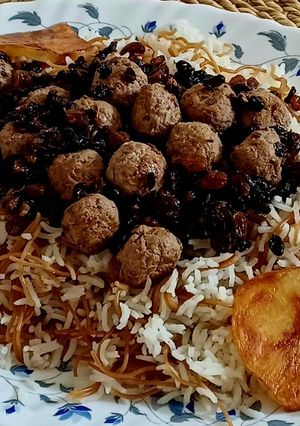 عکسی از دستور رشته پلو با گوشت قلقلی