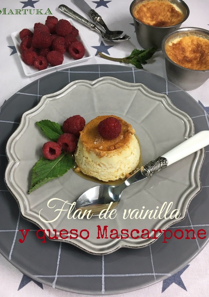 Una foto de Flan de vainilla y queso Mascarpone