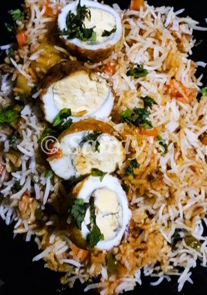 A picture of Egg Biryani.
