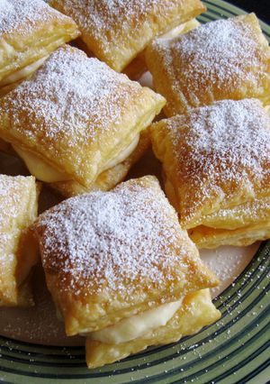 A picture of Super Easy Vanilla Custard Puffs.