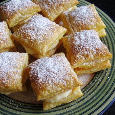 Super Easy Vanilla Custard Puffs Recipe by Hiroko Liston - CookpadAdd CooksnapShare-image