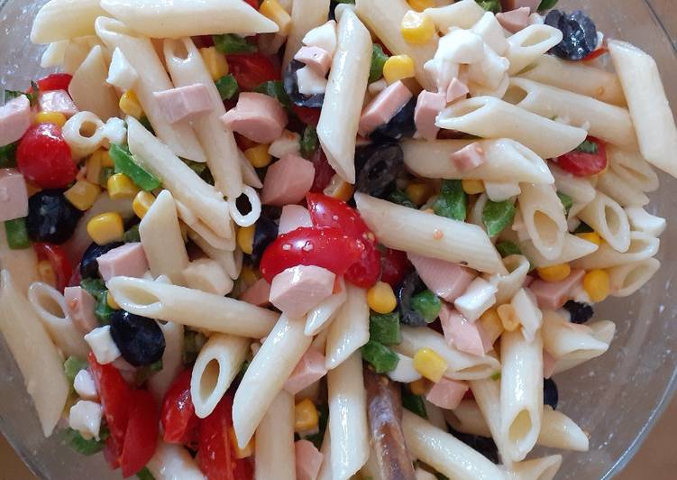 Un tipo di pasta fredda dell'estate..😋😋😛😛😜😜