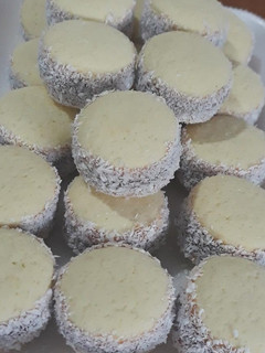 Una foto de Alfajorcitos / Alfajores de maicena