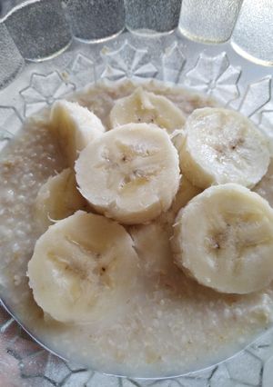 Foto resep Oatmeal with Banana