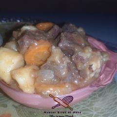 A picture of Beef and Potato Sauce.