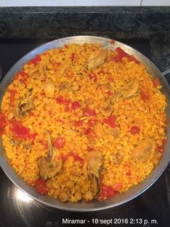 Una foto de Paella de garbanzos