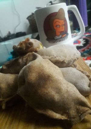 Una foto de Empanadas integrales de atún, zapallito y acelga 😋
