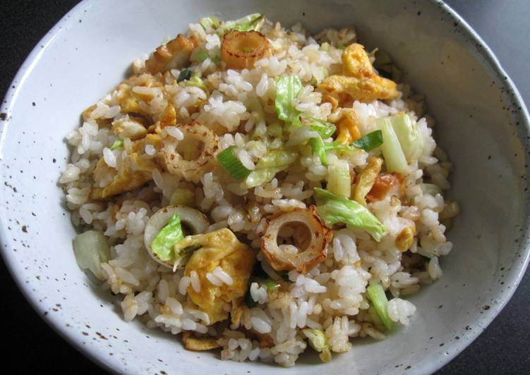 Chikuwa &amp; Cabbage Fried Rice