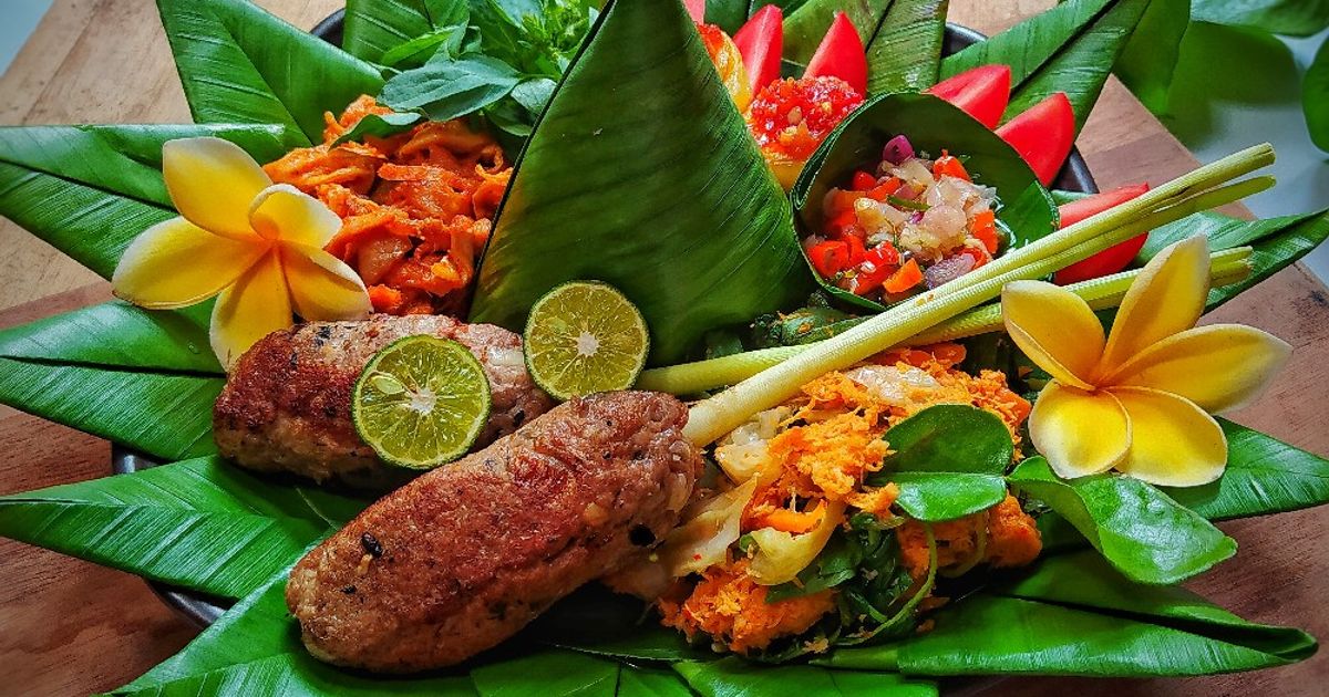 Tumpeng Mini Masakan Khas Bali