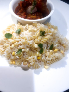 Masara da macaroni ainihin hoton girkin