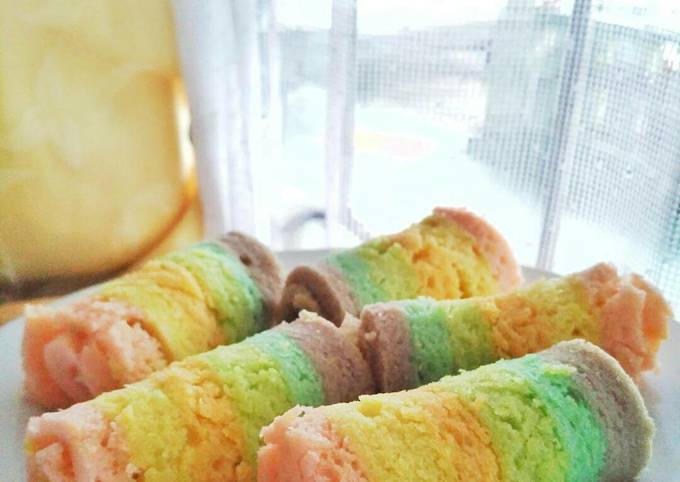 Easiest Way to Make Appetizing Bolu Gulung Rainbow Mini