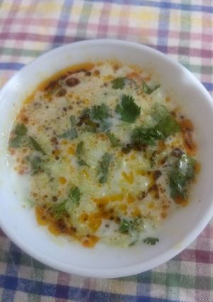 A picture of Cucumber raita.