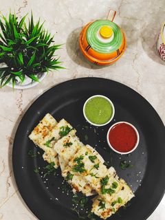 દુધી ના ક્રીસ્પી ઢોકળા (Dudhi Crispy Dhokla Recipe In Gujarati) રેસીપી મુખ્ય ફોટો