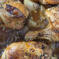 Una foto de Pollo a la cerveza