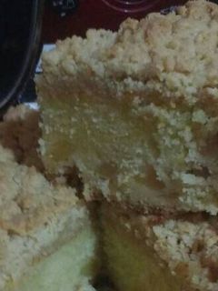 Una foto de Torta de manzanas y crumble