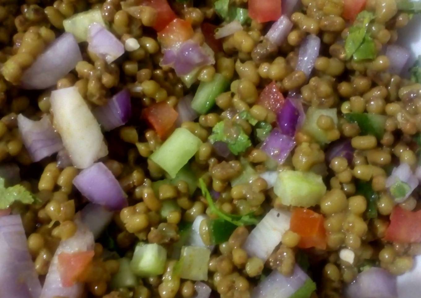 Moth Dal Chaat